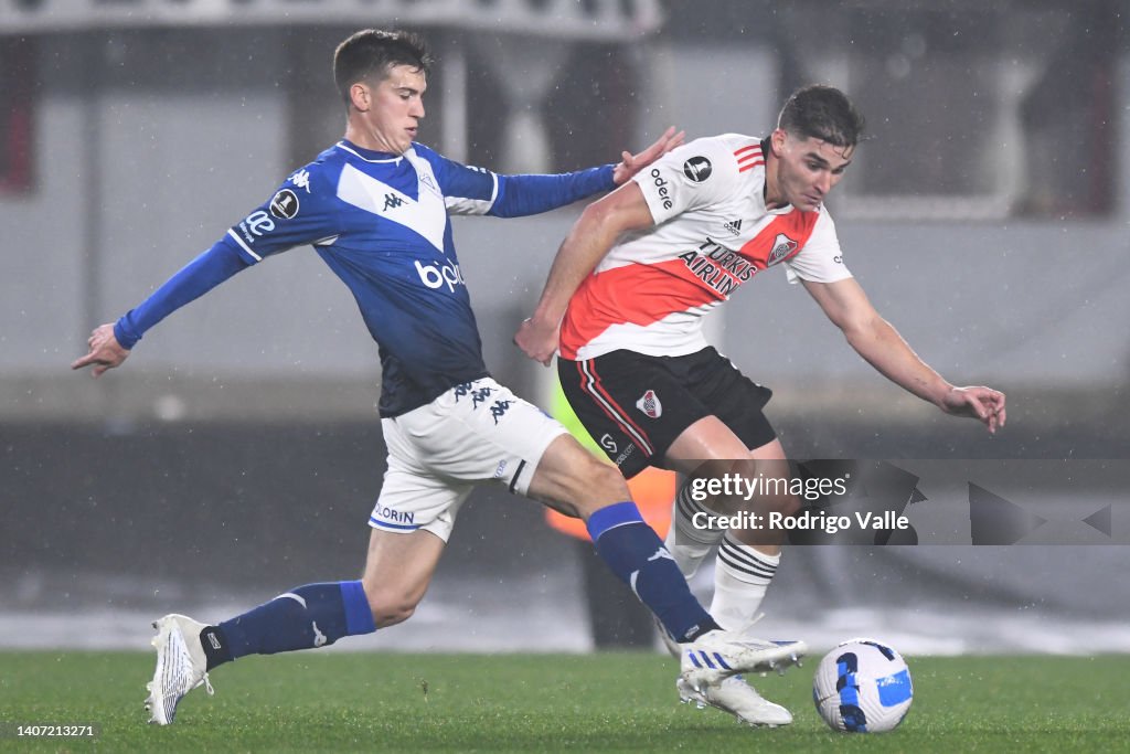 River Plate v Velez - Copa CONMEBOL Libertadores 2022