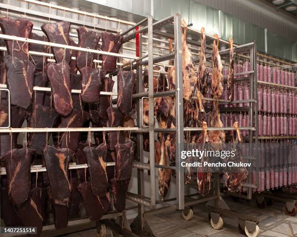 Cow Meat Rack Beef Warehouse Photos and Premium High Res Pictures - Getty Images