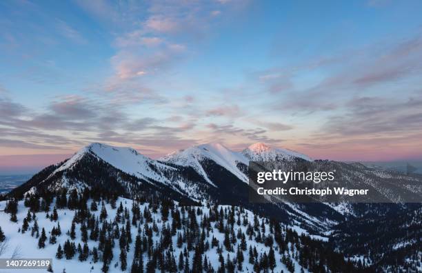 gebirgslandschaft im winter - alpes do allgäu imagens e fotografias de stock