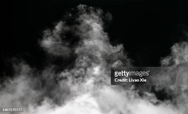 abstract fog - smoke photos et images de collection