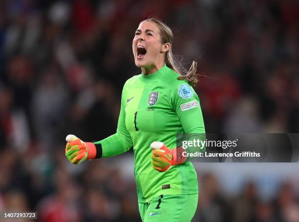 Mary Earps of England celebrates victory after the UEFA Women's Euro England 2022 group A match between England and Austria at Old Trafford on July...