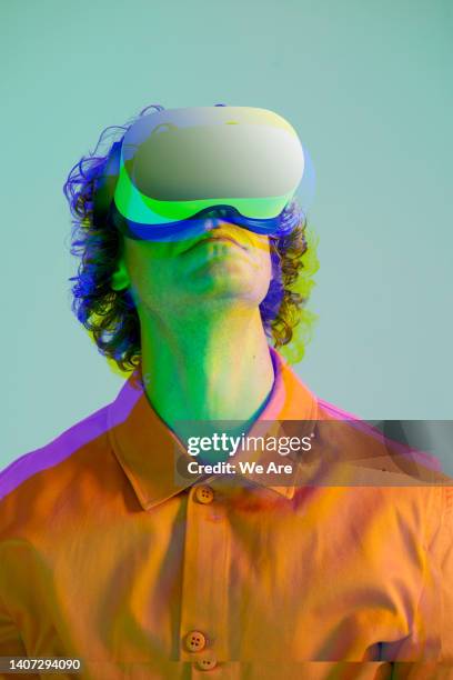 immersed in the metaverse - augmented reality stock pictures, royalty-free photos & images