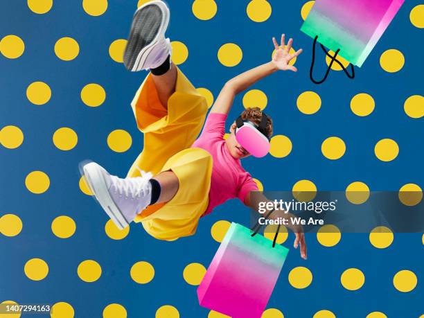 woman falling through abstract digital environment with shopping bags - digital shopping stockfoto's en -beelden