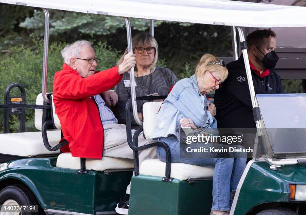 Warren Buffett, CEO of Berkshire Hathaway, rides to a morning session during the Allen & Company Sun Valley Conference on July 07, 2022 in Sun...