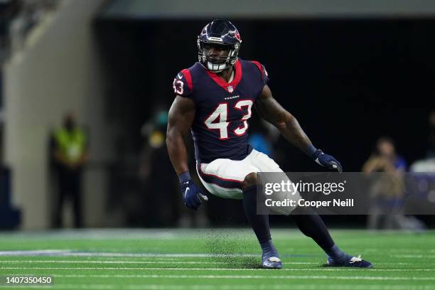 Neville Hewitt of the Houston Texans plays the field during an NFL game against the Dallas Cowboys at AT&T Stadium on August 21, 2021 in Arlington,...