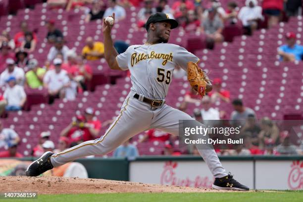 Roansy Contreras of the Pittsburgh Pirates pitches in the second inning against the Cincinnati Reds during game one of a doubleheader at Great...