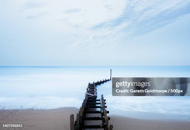 scenic view of sea against sky,great yarmouth,united kingdom,uk - cromer stock pictures, royalty-free photos & images