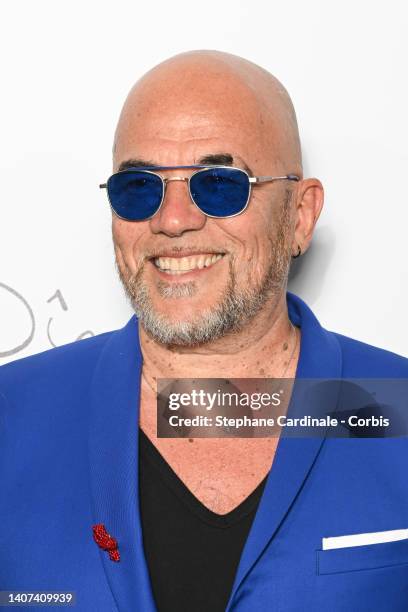 Pascal Obispo attends the "Diner De La Mode" to benefit Sidaction at Pavillon Cambon Capucines on July 07, 2022 in Paris, France.