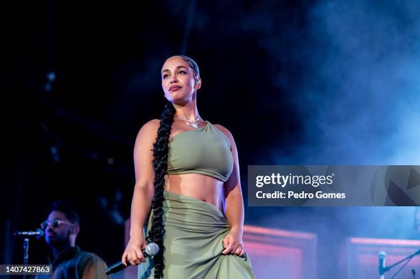 Jorja Smith performs on the NOS stage at day 2 of NOS Alive festival on July 07, 2022 in Lisbon, Portugal.