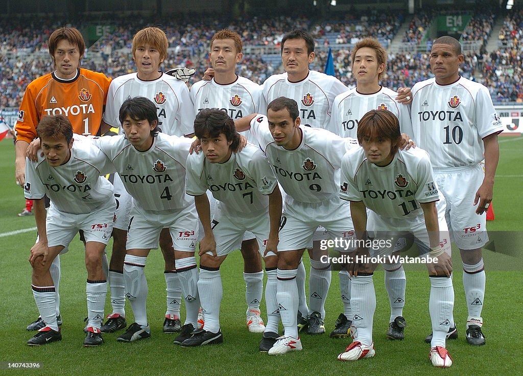 Yokohama F.Marinos v Nagoya Grampus Eight - J.League 2004