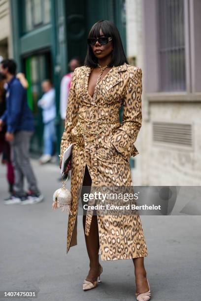 72,055 Animal Print Dress Photos and Premium High Res Pictures - Getty Images 72,055 Animal Print Dress Photos and Premium High Res Pictures - Getty Images