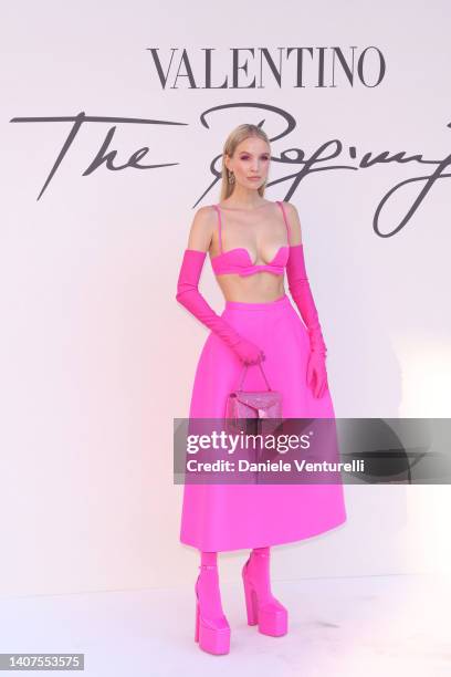 Leonie Hanne is seen arriving at the Valentino Haute Couture Fall/Winter 22/23 fashion show on July 08, 2022 in Rome, Italy.