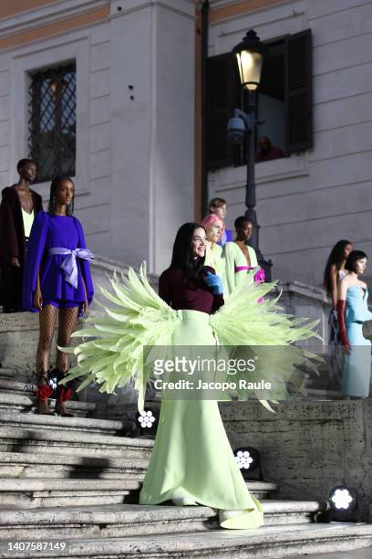 Mariacarla Boscono walks on the runway at the Valentino haute couture fall/winter 22/23 fashion show on July 08, 2022 in Rome, Italy.