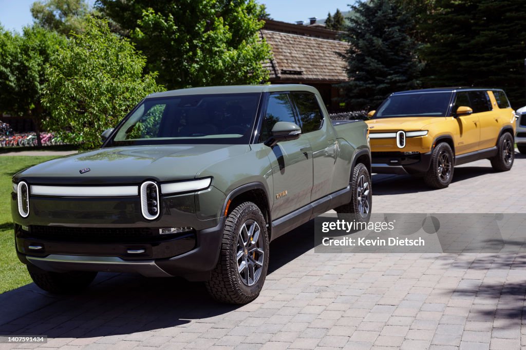 Business And Media Elites Attend Annual Allen & Co Meetings In Sun Valley