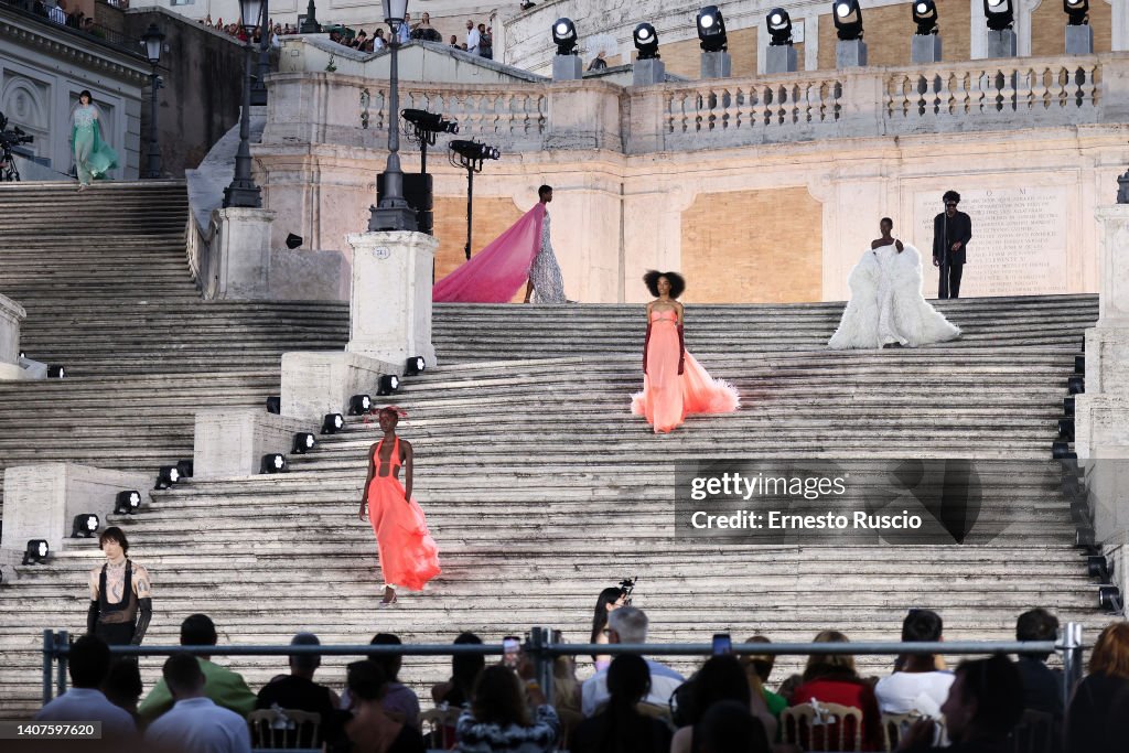 Valentino Haute Couture Fall/Winter 22/23 - Atmosphere