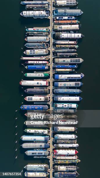 houseboats - vertical lines stock pictures, royalty-free photos & images