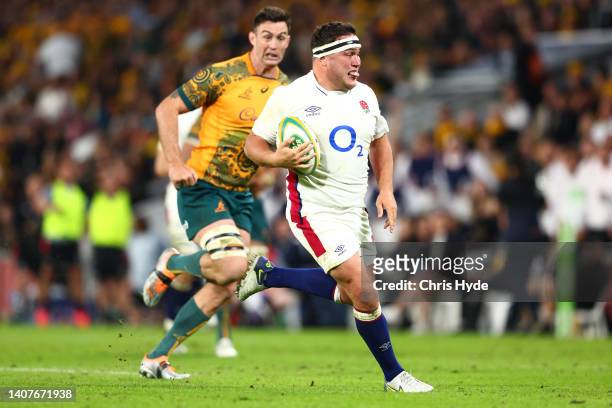 Jamie George of England runs the ball during game two of the International Test Match series between the Australia Wallabies and England at Suncorp...