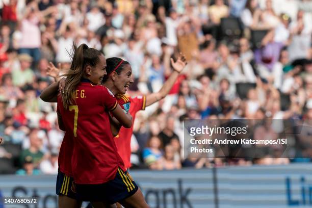 Aitana Bonmati of Spain celebrates her goal with teammates during a UEFA Women's Euro group stage game between Finland and Spain at Stadium MK on...