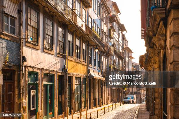 old buildings in the old town of porto, portugal - porto district portugal stockfoto's en -beelden