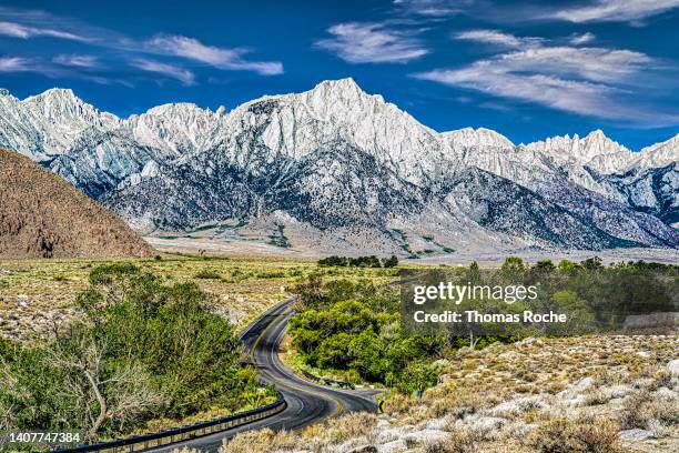 whitney portal road - lone pine california fotografías e imágenes de stock