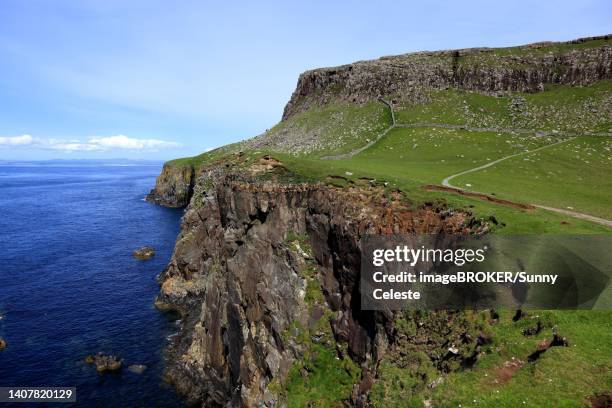 inner hebrides, isle of skye, duirinish peninsula, point neist landscape, scotland, united kingdom - hebriden inselgruppe stock-fotos und bilder