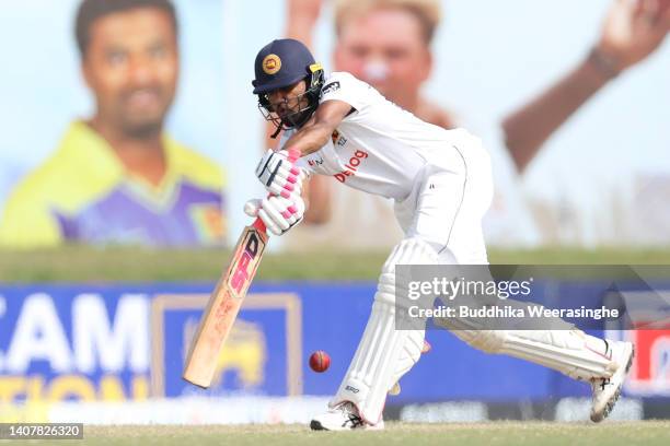 Dinesh Chandimal of Sri Lanka bats during day three of the Second Test in the series between Sri Lanka and Australia at Galle International Stadium...