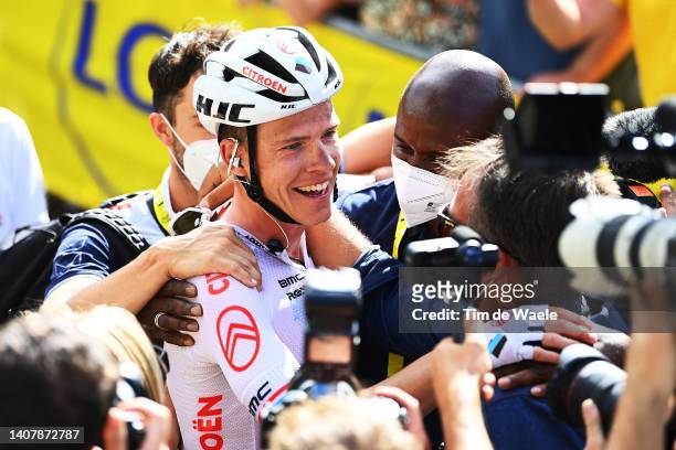Bob Jungels of Luxembourg and AG2R Citröen Team celebrates winning during the 109th Tour de France 2022, Stage 9 a 192,9km stage from Aigle to Châtel...