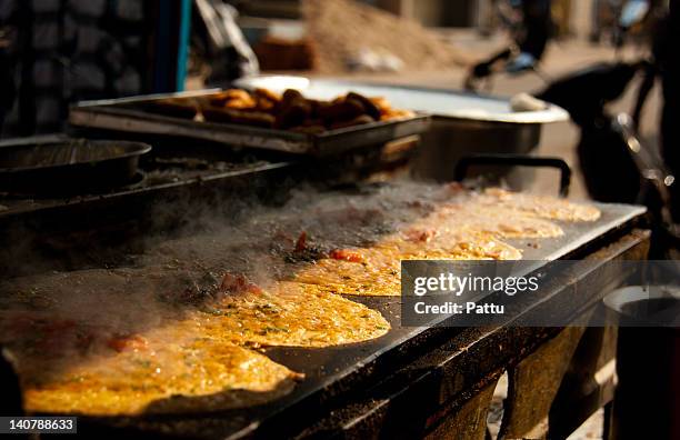 butter dosa in row - thosai stock pictures, royalty-free photos & images