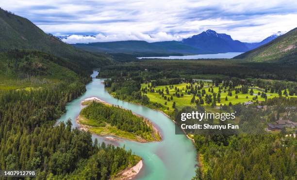 glacier national park, montana - hiddensee stock-fotos und bilder