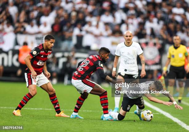 Rodinei of Flamengo and Adson of Corinthians fight for the ball during a match between Corinthians and Flamengo as part of Brasileirao Series A 2022...