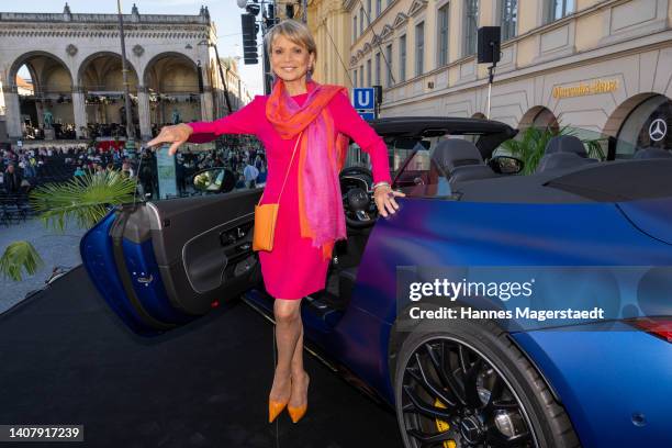 Actress Uschi Glas during the Mercedes-Benz reception at "Klassik am Odeonsplatz" on July 10, 2022 in Munich, Germany.