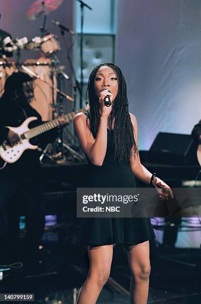 Episode 1379 -- Air Date -- Pictured: Musical guest Brandy performs on May 14, 1998 -- Photo by: NBCU Photo Bank