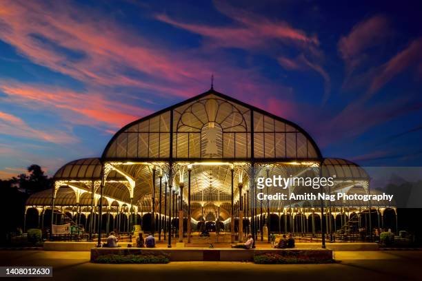a colorful evening at the glass house inside, lalbagh, bangalore - bangalore 個照片及圖片檔