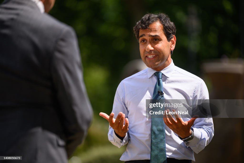 Aspiring PMs Seek Support As Conservative Party Sets Timetable For Contest