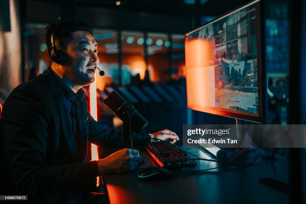 Host Streamer Excited Asian Chinese Esports Game Host Streamer Online Live Streaming ...