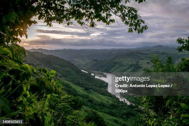 el cauce del rio santa catarina,ometepec,guerrero,mexico - guerrero méxico del sur fotografías e imágenes de stock