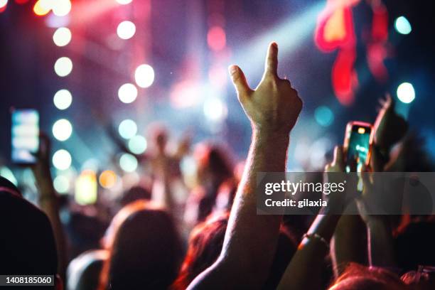 Hand Dance Rave Music Festival Hands Photos and Premium High Res Pictures - Getty Images
