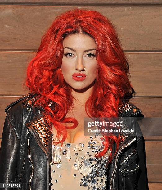 Neon Singer Neon Hitch Visits Hoppus On Music At Fuse Studios Photos and Premium ...