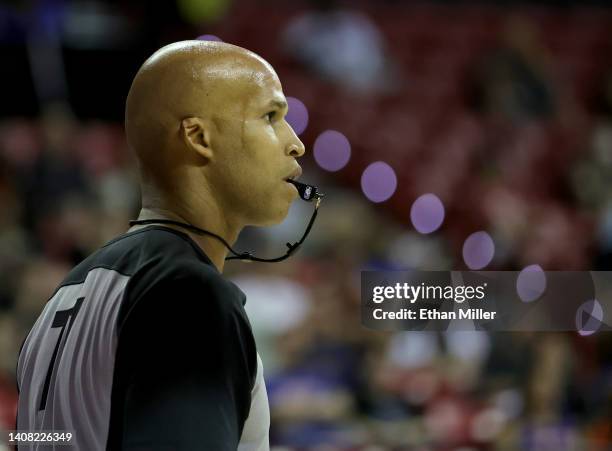 Sports analyst and former NBA player Richard Jefferson officiates the second quarter of a game between the New York Knicks and the Portland Trail...