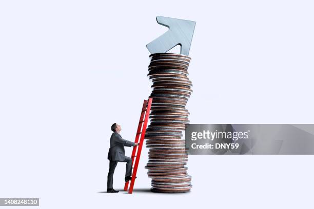 man leaning ladder against coin stack with arrow on top - ladder leaning stock pictures, royalty-free photos & images