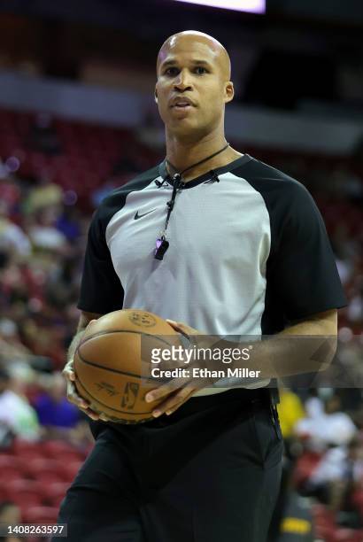 Sports analyst and former NBA player Richard Jefferson officiates the second quarter of a game between the New York Knicks and the Portland Trail...