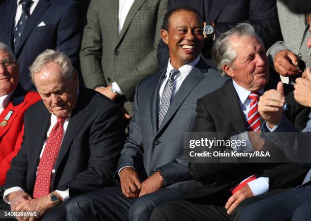 Jack Nicklaus of the United States, Tiger Woods of the United States and Gary Player of South Africa outside The R&A Clubhouse before the Past...