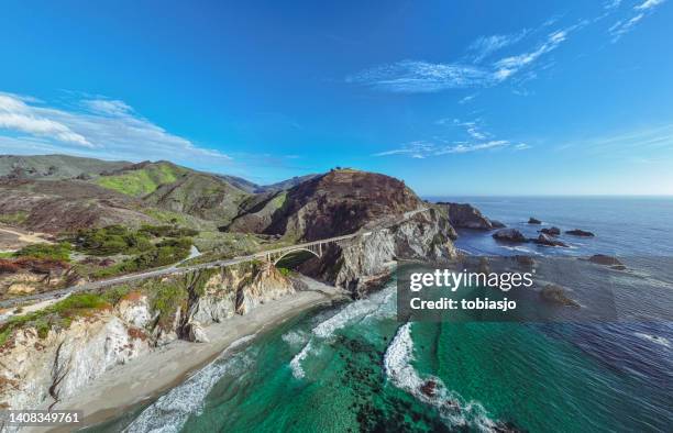 costa de big sur - costa rochosa - fotografias e filmes do acervo