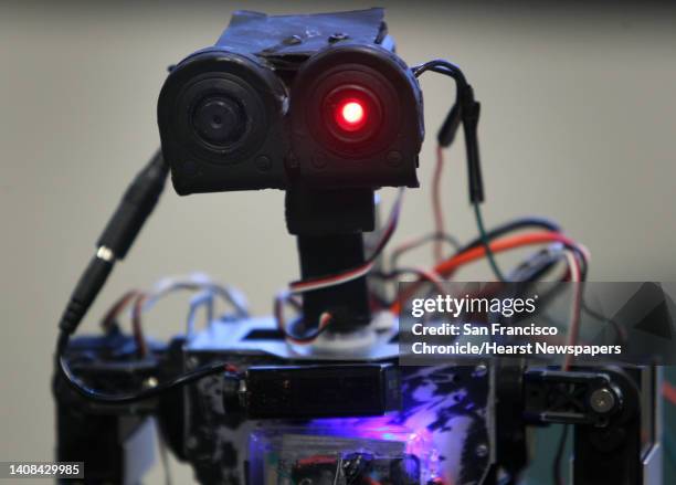 Red Eye Machine Robot Red Eye Photos and Premium High Res Pictures - Getty Images