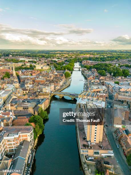 river ouse durch york - ouse river stock-fotos und bilder