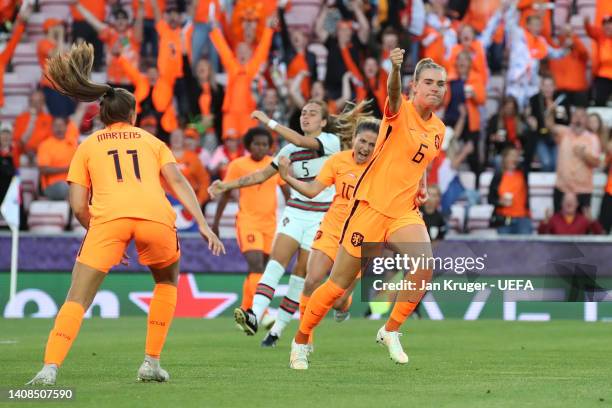 Jill Roord of The Netherlands celebrates a goal with teammates which was later disallowed by VAR for offside during the UEFA Women's Euro 2022 group...