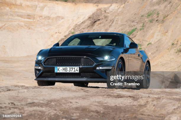 ford mustang bullitt - ford mustang stock-fotos und bilder