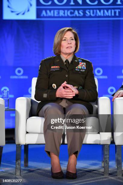 Laura J Richardson Photos and Premium High Res Pictures - Getty Images