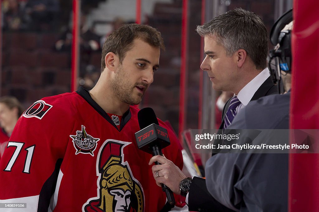 Chicago Blackhawks v Ottawa Senators