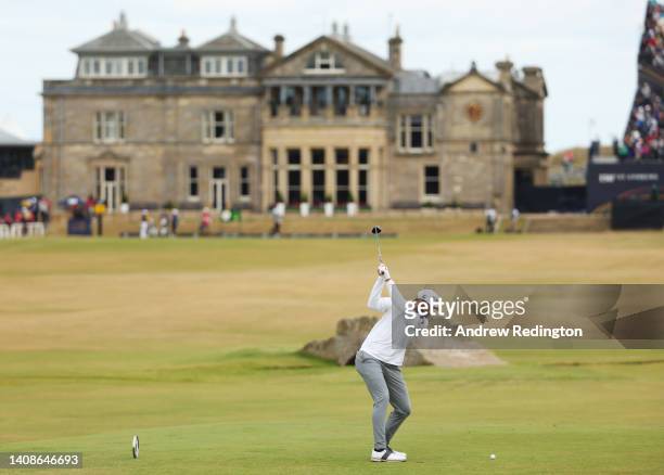 Cameron Young of the United States tees off on the eighteenth hole during Day One of The 150th Open at St Andrews Old Course on July 14, 2022 in St...